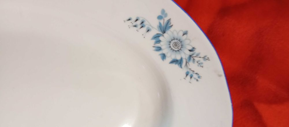 Български порцелан, чинии сервиране, каничка за мляко, сосиера