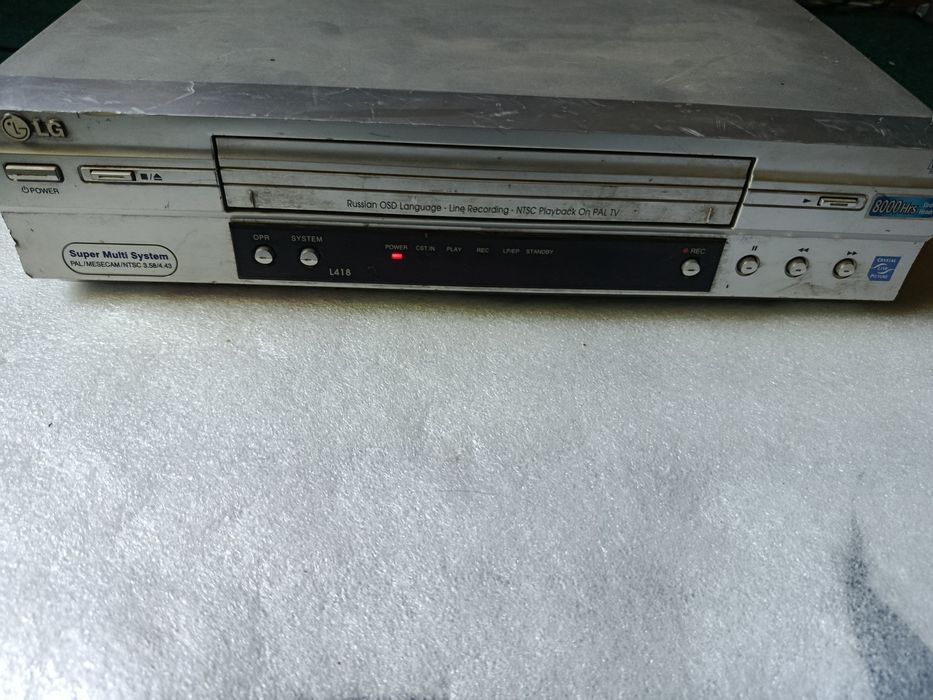 Video magnitafon LG Видеомагнитофон LG