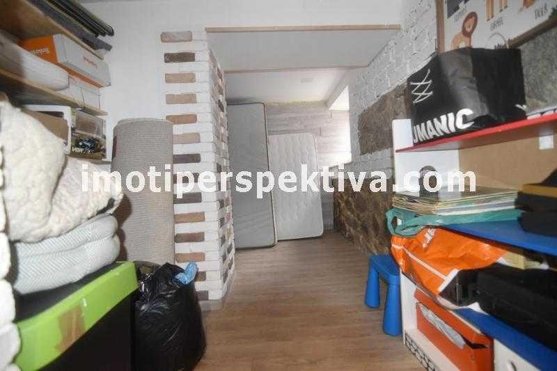 Продава се Тристаен апартамент в Пловдив, Беломорски - 105 кв.м за 1117 €/кв.м - Снимка #15