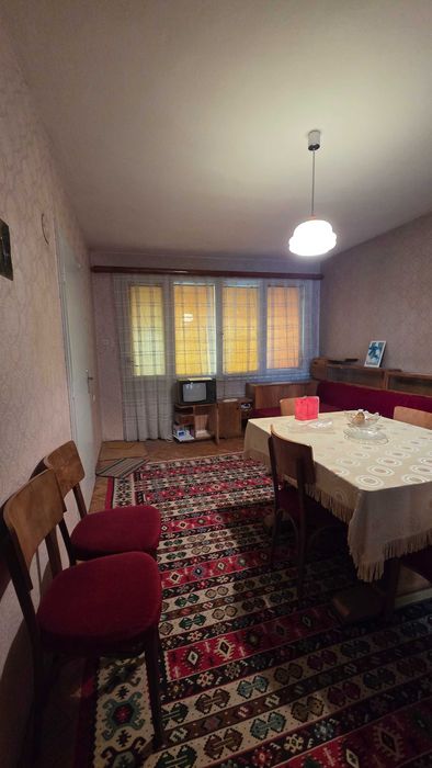 Продава се Четиристаен апартамент в Добрич, Център - 90 кв.м за 550 €/кв.м - Снимка #4