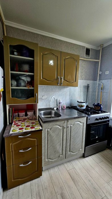 Продам кухонный шкаф