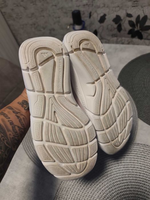 Маратонки Adidas cloudfoam