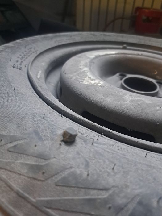 3 диска с резиной r13 на гольф