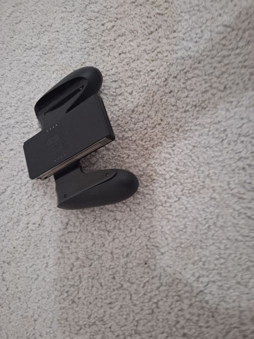 Nintendo switch OLED ca nou cu niste jocuri daca dorit