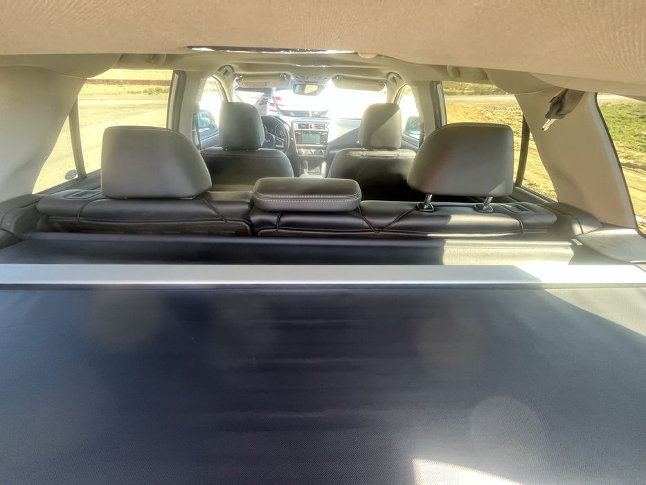 Шторка на субару оутбак