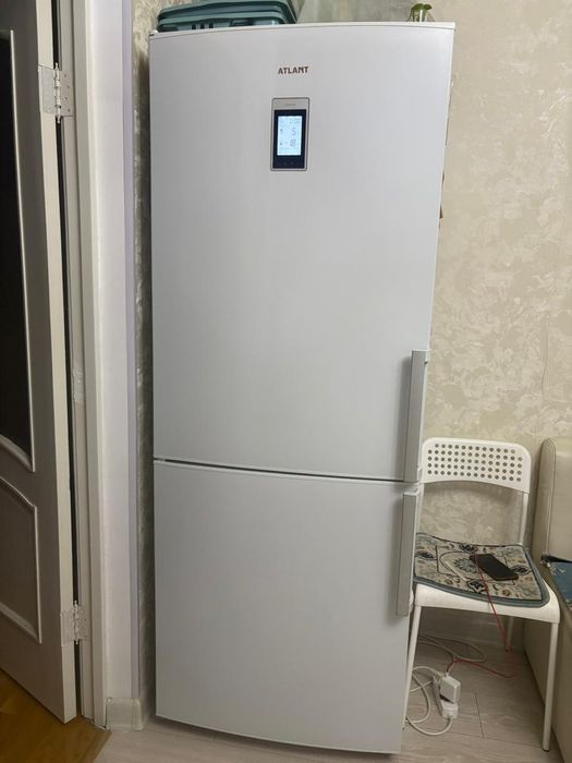 Продам холодильник атлант