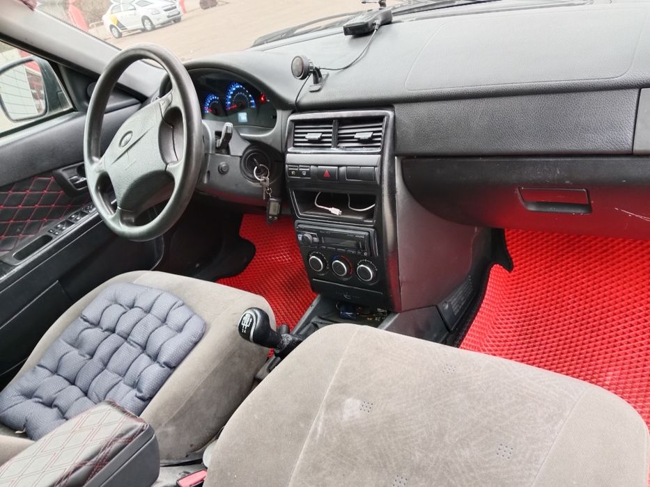 Приора 2007 год газ-бензин