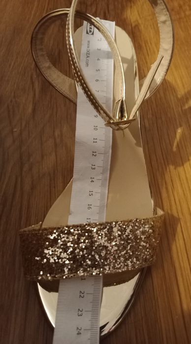 Sandale marca KOTON nepurtate