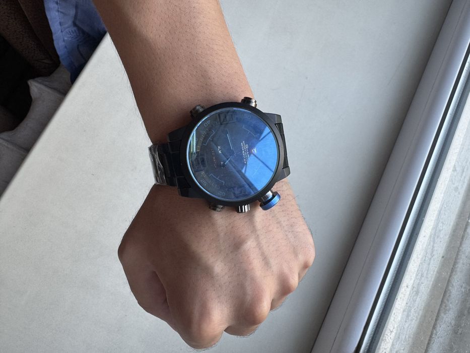 Часы Shark sport Watch новые
