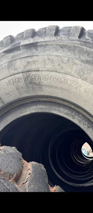 Продам шины крупногабаритные