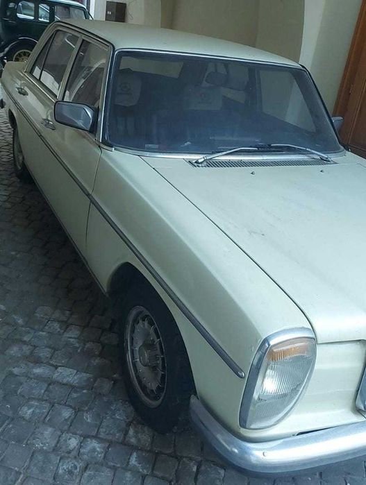 Vand Mercedes W115 300D