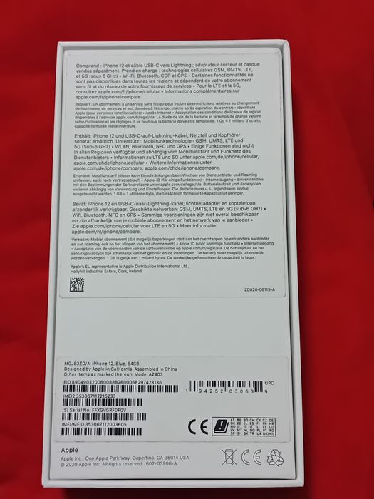 Iphone 12 albastru