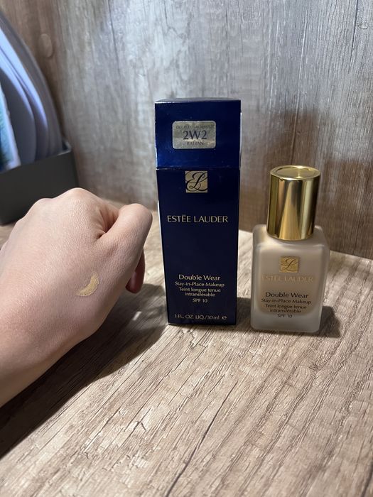 Estee Lauder Тональное средство