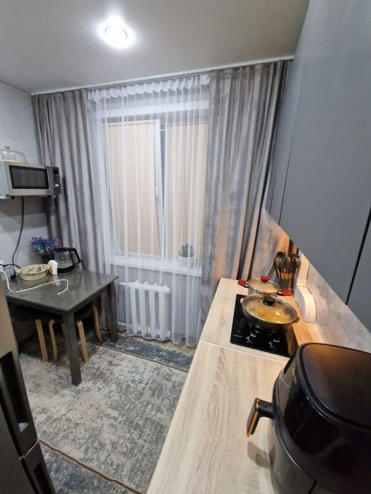 Продам 4 ком.кв в 20 микр.