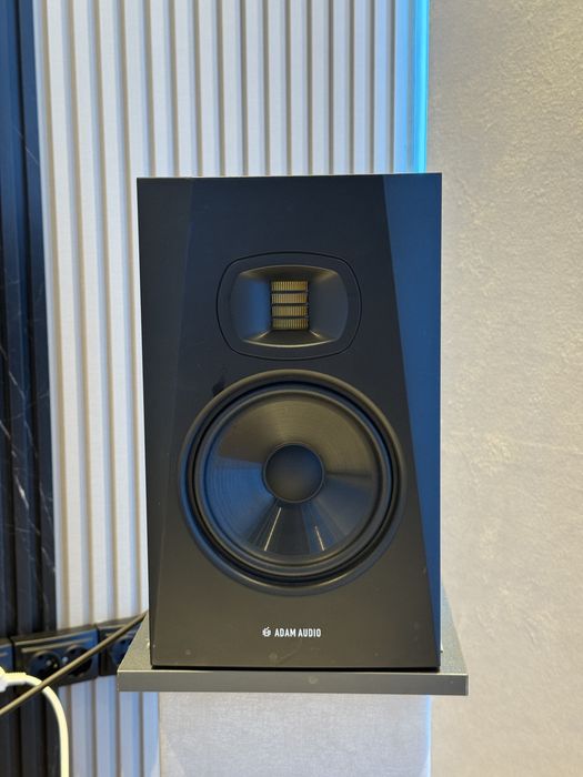 Студийные мониторы ADAM T7V (отличное состояние)