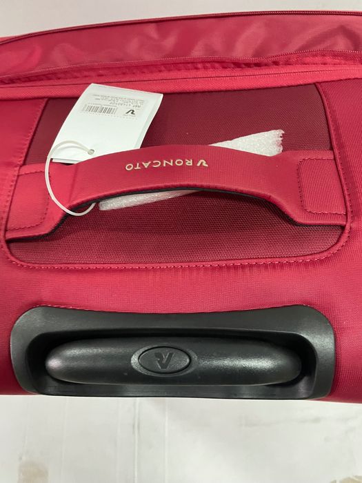 Комплект от два куфара Roncato