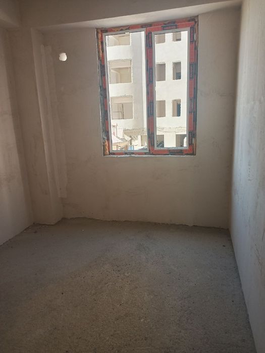 Navoiy Kvartira sotiladii