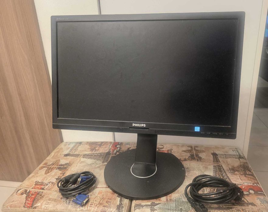 Monitor Philips 21,5 Inch - FullHD - 200 lei