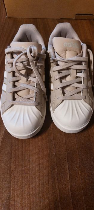 Adidasi piele Superstar nr.36