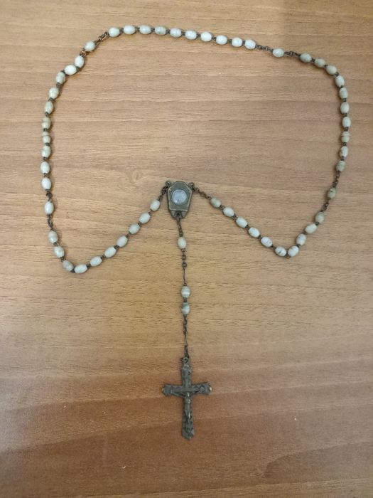 Стара италианска католическа молитвена броеница