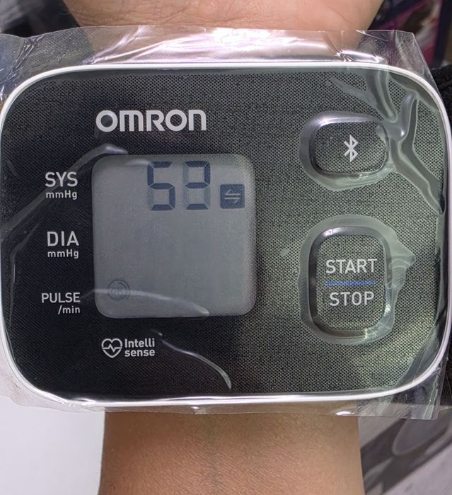 Апарат за кръвно Omron RS3