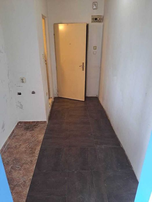 Продава се Двустаен апартамент в София, Надежда 2 - 55 кв.м за 2164 €/кв.м - Снимка #3