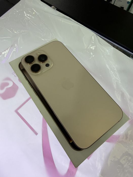 Продам Iphone 16 Pro Max 256