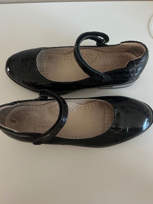 кожаные туфли для девочек