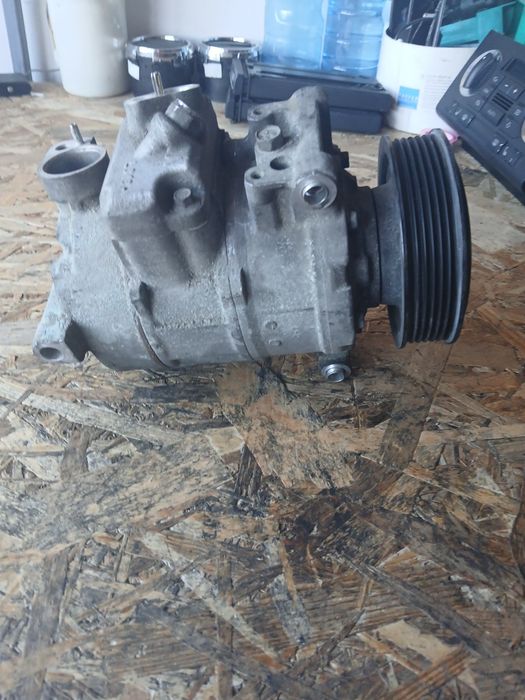 Компресор климатик Vw Passat 6 1K0820859T