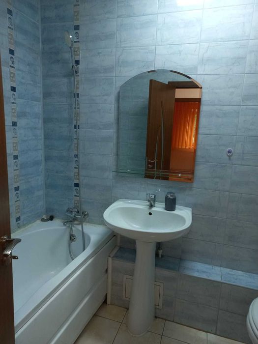 Proprietar Inchiriez Crangasi apt 2 camere