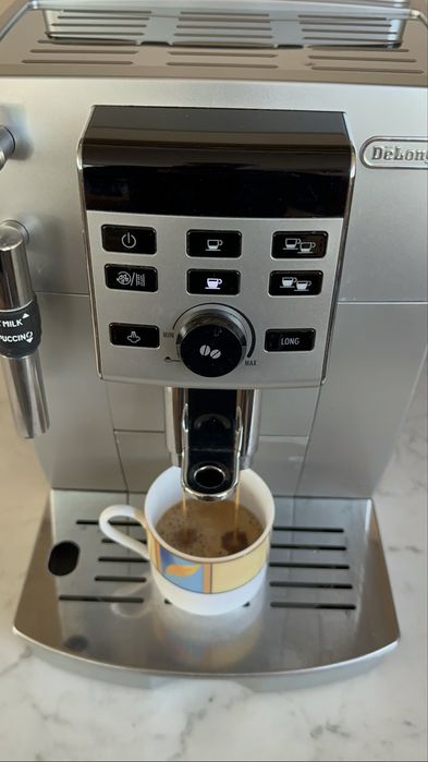 Automat cofea Delonghi Magnifica