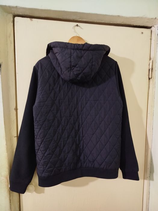 Продам пуховики.