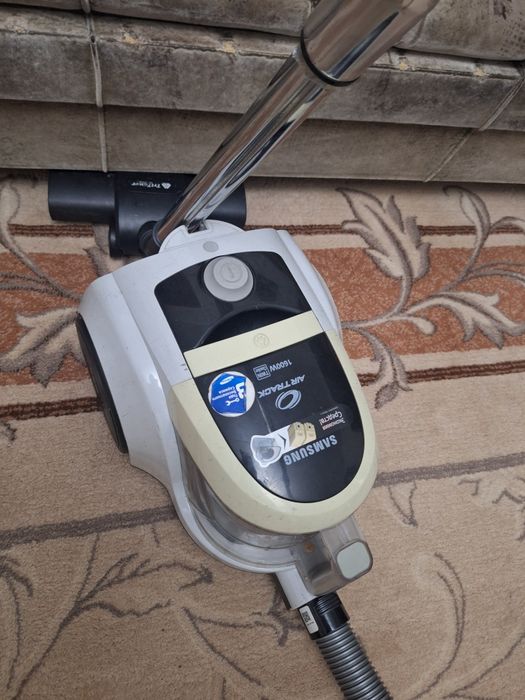 Продам пылесос Самсунг