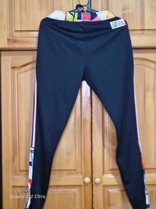 Оригинален спортен екип на Адидас!