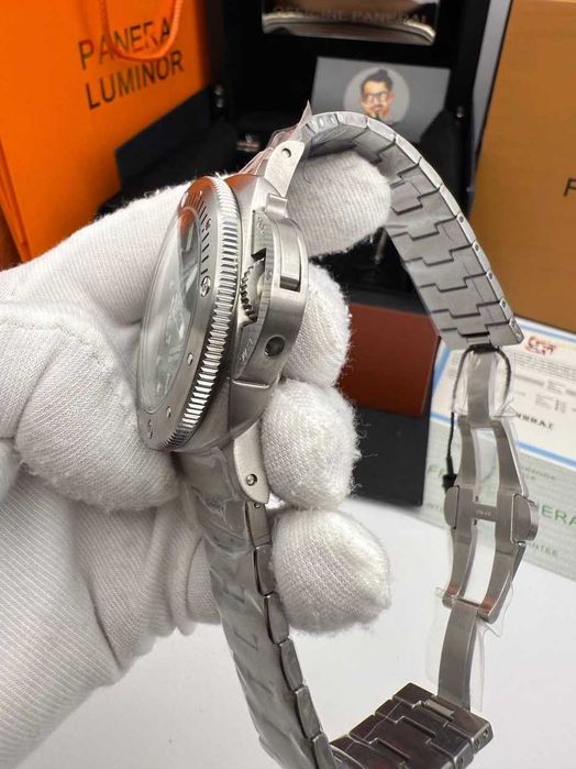 Panerai Luminor Submersible