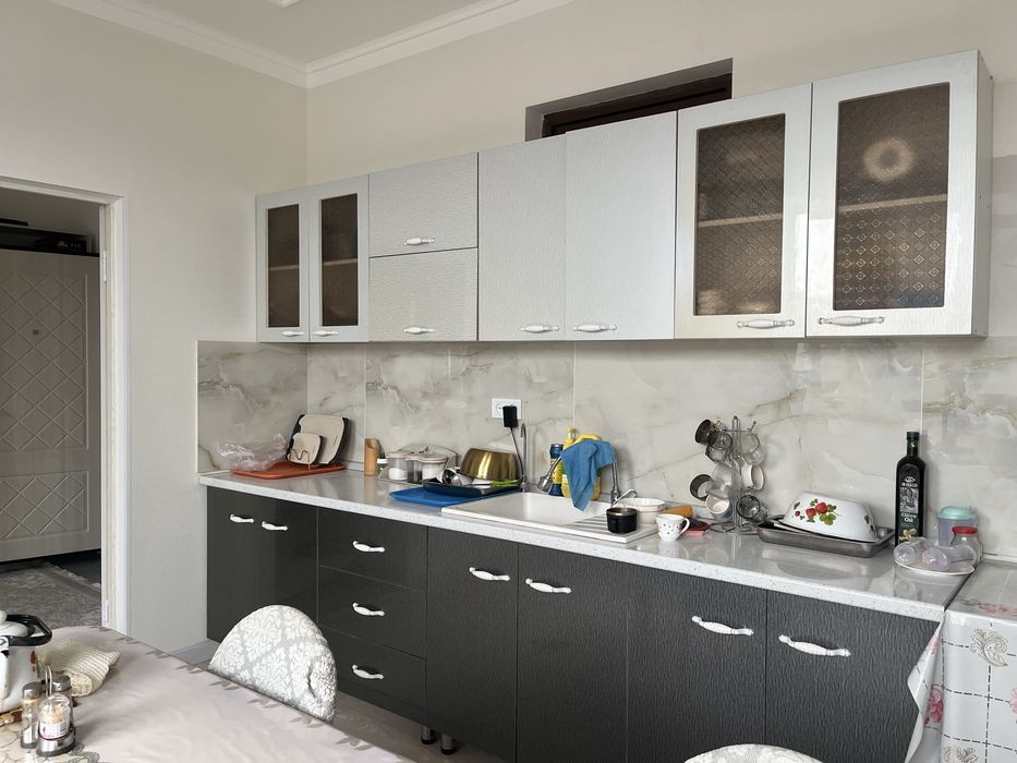 Продам кухонную гарнитуру