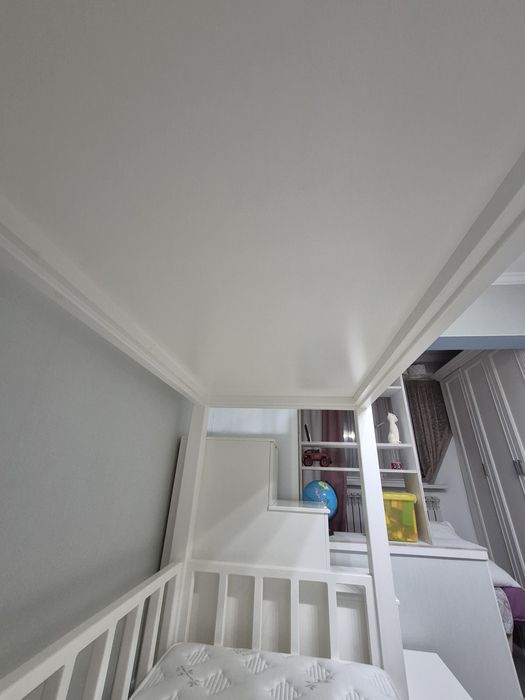 Двухъярусная кровать