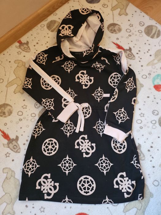 Guess рокля за момиче ръст 116 см