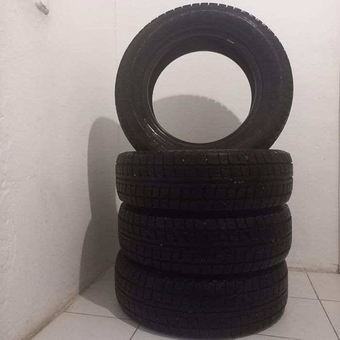 Продам зимние шыны