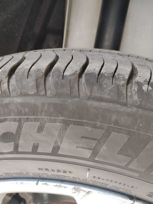Продавам 4 гуми MICHELIN LATITUDE Tour hp 235/55/17.