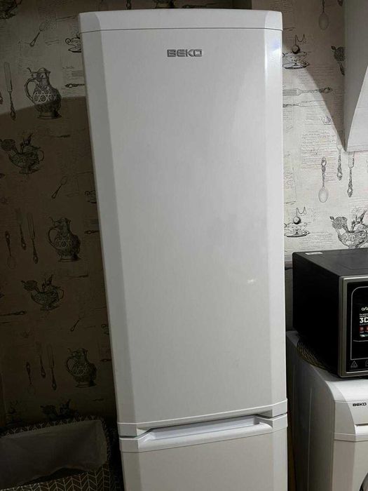 Продается холодильник беко