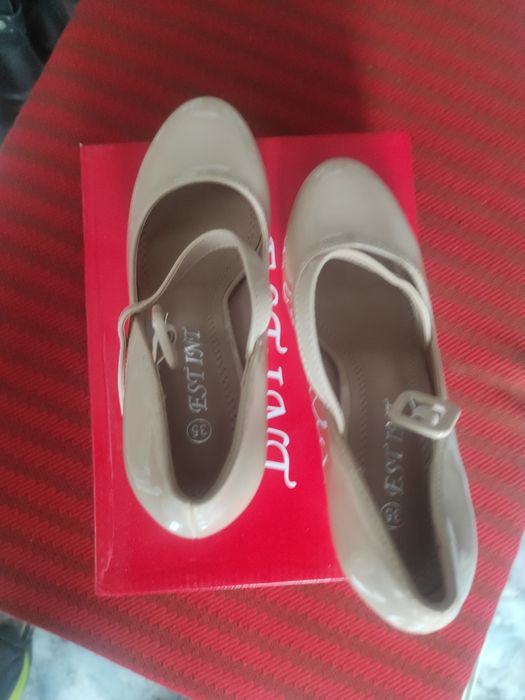 Pantofi damă noi în ambalaj, cu talpă și toc înalt, numărul 35.