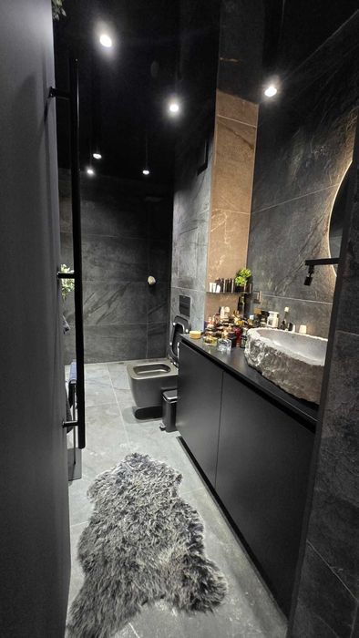 Продава се Едностаен апартамент в Пловдив, Център - 97 кв.м за 867 €/кв.м - Снимка #4