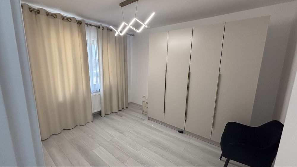 Inchiriez Ap la Vila