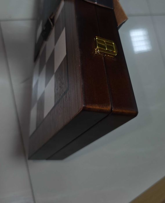 ЛУКСОЗЕН ДЪРВЕН МАГНИТЕН ШАХ 2в1 – ПЕРФЕКТЕН ПОДАРЪК | 39.5см.