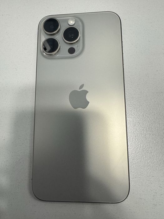 Iphone 15 pro max 256 gb. Titanium natural