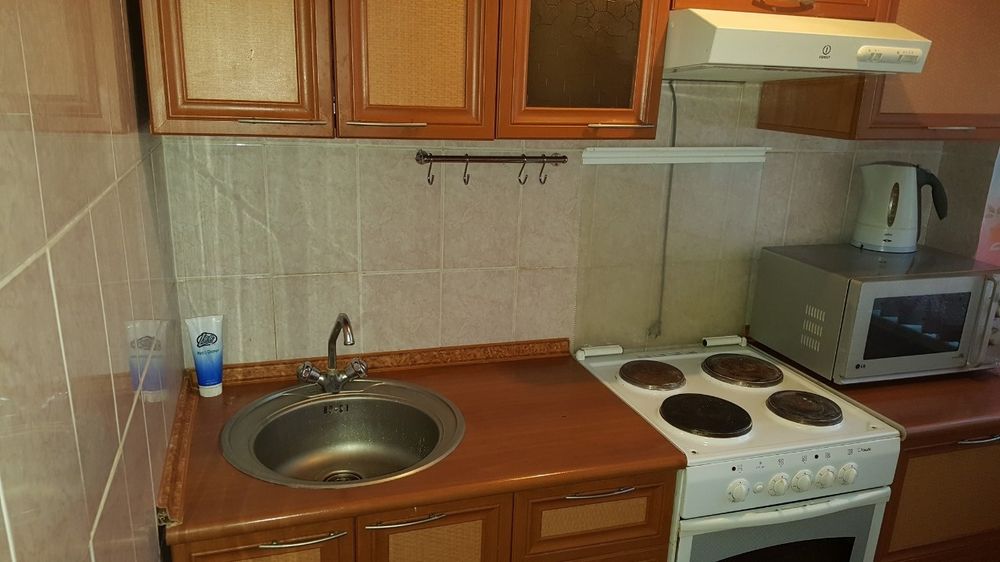 Сдается 2 ух комнатная квартира