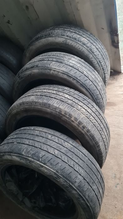 Продам летние шины 215/55/17