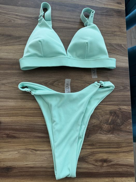 Бански от две части