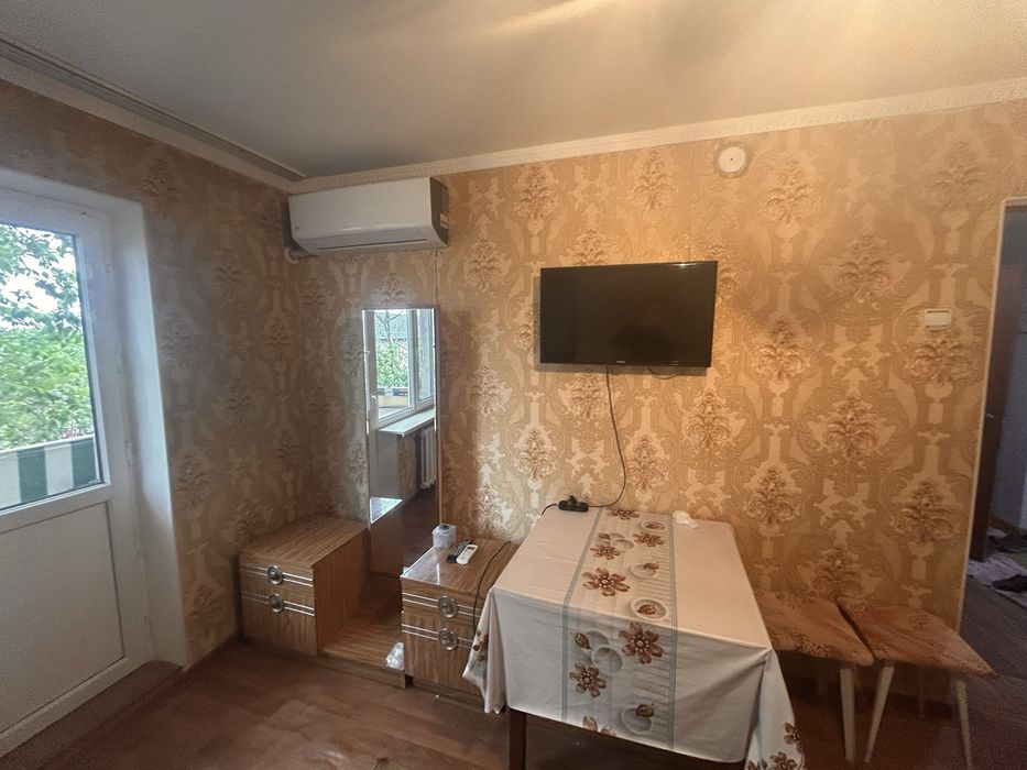 Сдаю 2 ком квартиру